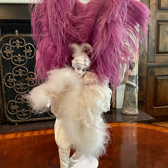 Mardi Gras Doll - Picture 8 of 10